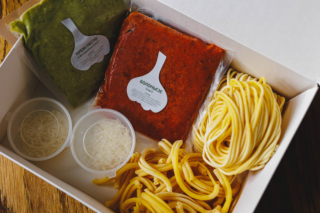 Сет паста фреско Spaghetti і соус путанеска з креветками
